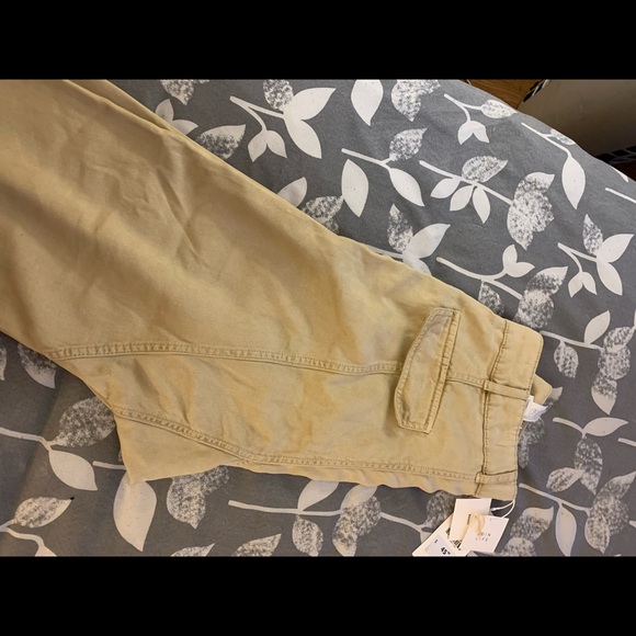 Khaki baggy style pants - Picture 4 of 5